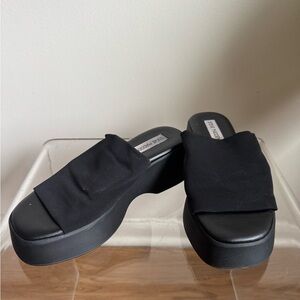 Steve Madden Platform Slides